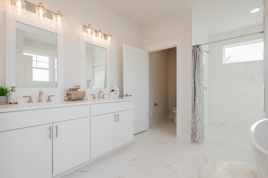 1605_Oakland_reshoot-32